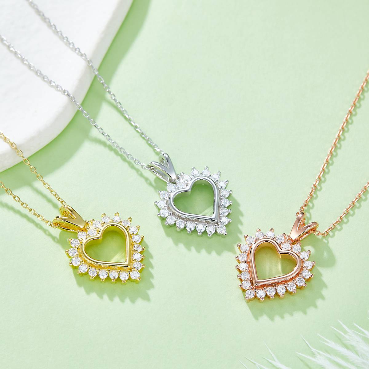 Hollow Core Love Pendant S925 Silver Moissanite Grade D 0.54CT